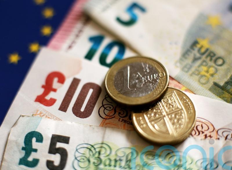 Income inequality in Ireland and Northern Ireland ‘very similar’ – study