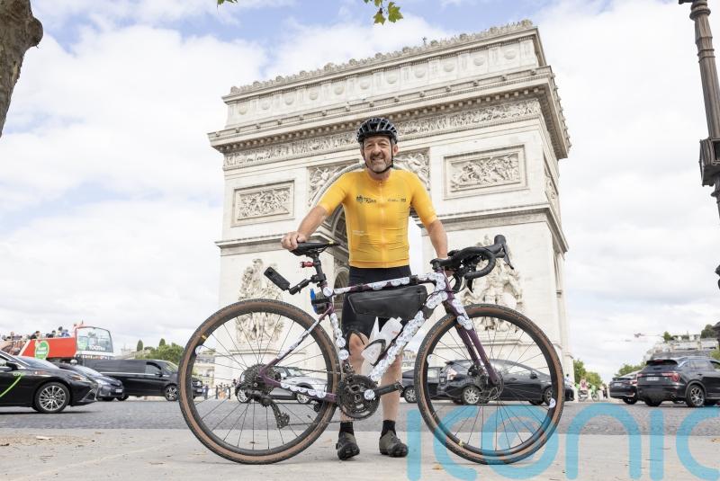Cyclist Chris Boardman to receive royal honour at Buckingham Palace