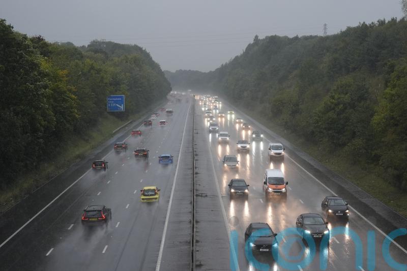 Weather warnings to kick in as Christmas getaway continues