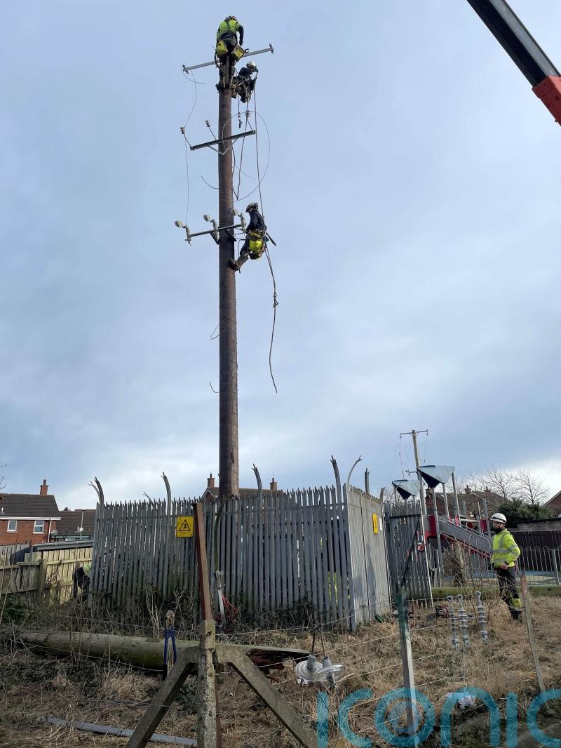 101,000 remain without power in Northern Ireland after Storm Eowyn