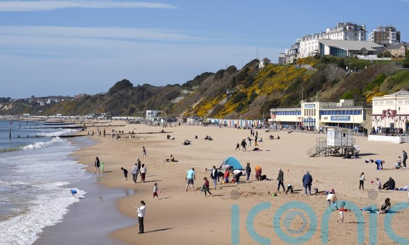 Dry and sunny weather across UK could raise temperatures to 20C