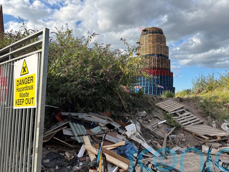 Further safety concerns over asbestos at site of Belfast bonfire