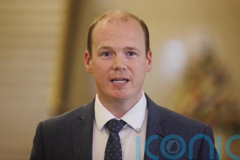 Library drag queen event should not have taken place – Lyons