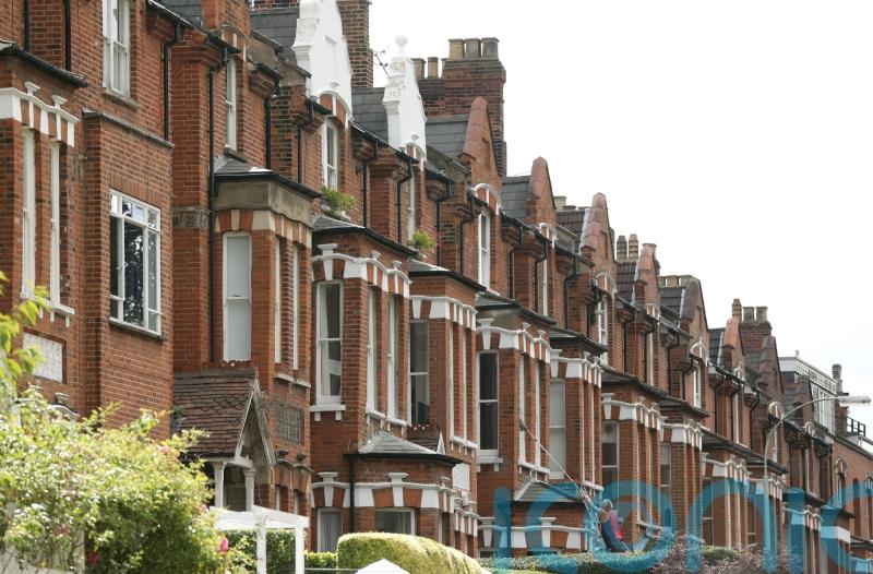 Average UK house price jumps by more than £1,000 month-on-month – Halifax