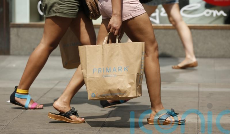 Hoped-for summer boost for retailers failed to materialise, figures show