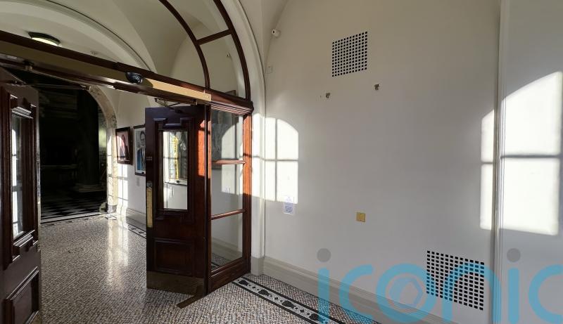 No prosecution over vandalism to portrait of DUP peer, PPS says