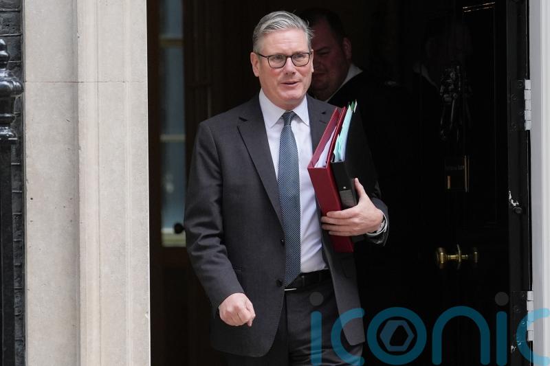 Starmer admits &lsquo;mistake&rsquo; in Mandelson appointment as No 10 denies cover up