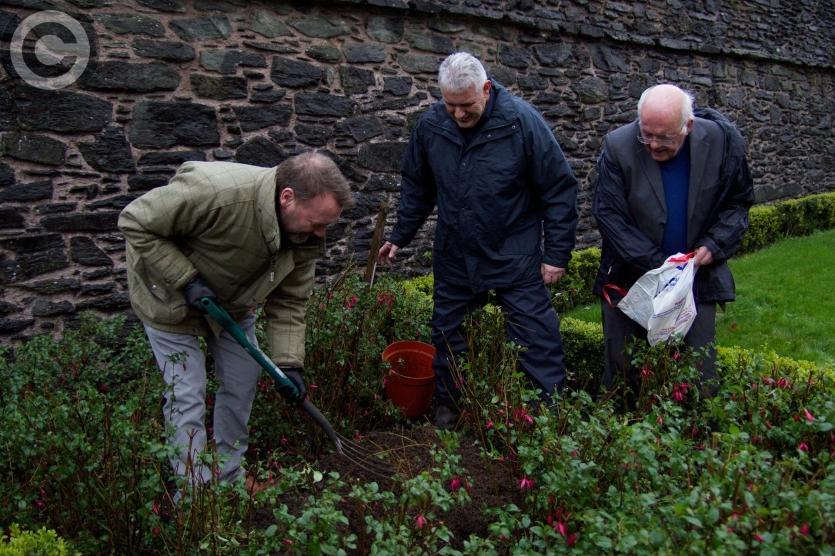 Gallery Life Garden Service of Remembrance opens in Derry's Street Photo 1 of 8