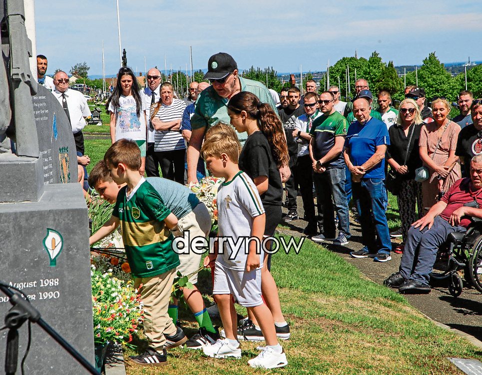 IN PICTURES: Annual wreath laying in memory of Derry INLA Volunteer ...