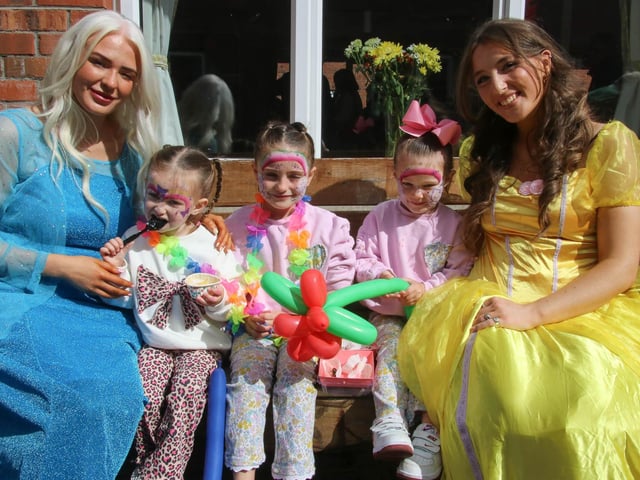 Elsa and Belle pictured at Culmore Manor Fun Day with Fiadh, Giorgia and Riley. (Photo - Deirdre Heaney, nwpresspics)