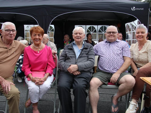 Group pictured at Culmore Manor Fun Day.  (Photo - Deirdre Heaney, nwpresspics)